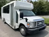 2016 Ford E450 Non-CDL 15 Pass. 5 Wheelchair Shuttle Bus (A5258)